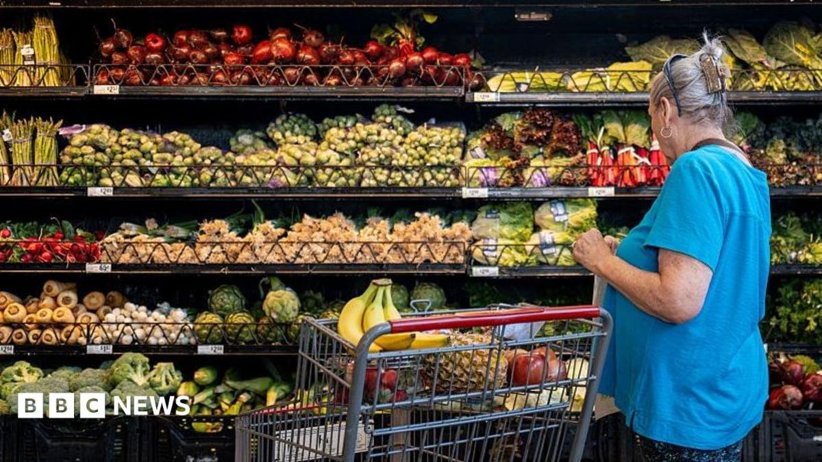 US inflation rises more than expected ahead of midterm elections